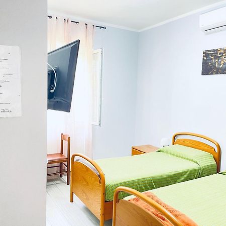 Affitta Camere Di Mattia Self Check In 菲乌米奇诺 外观 照片