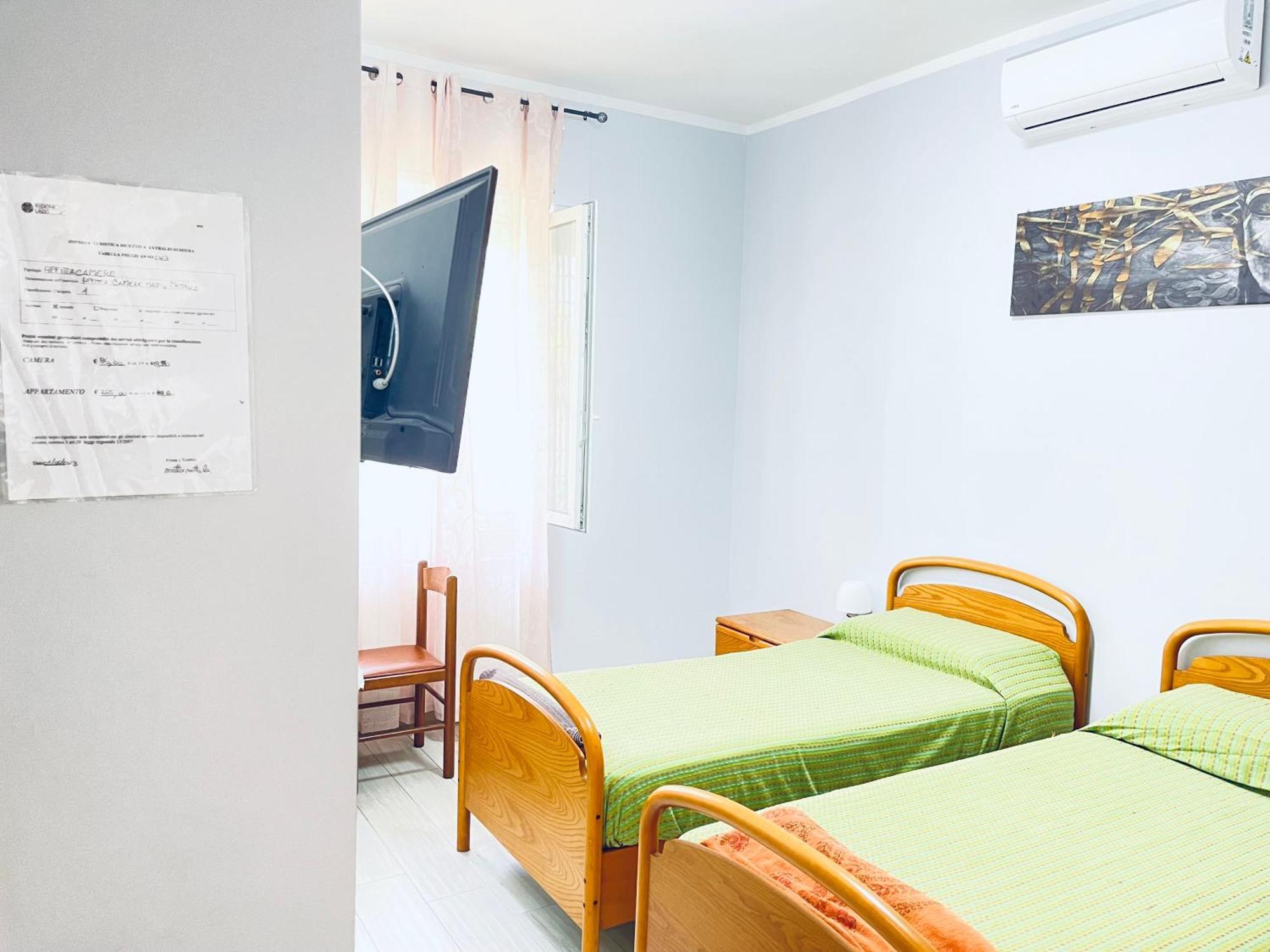 Affitta Camere Di Mattia Self Check In 菲乌米奇诺 外观 照片